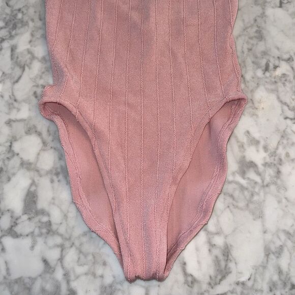 Hunza G Square Neck Nile Swimwear OS - Picture 6 of 8